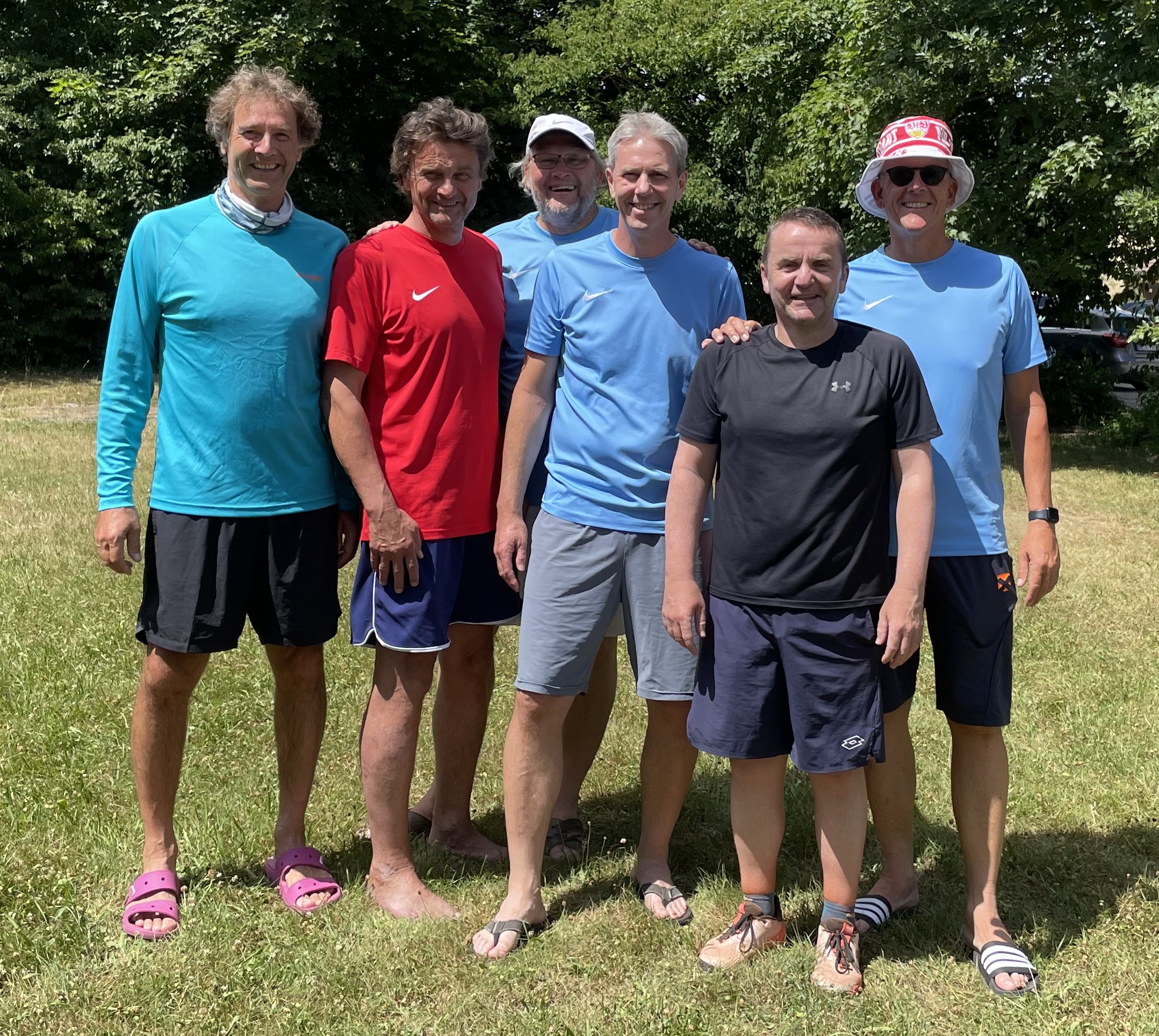 Das Bild zeigt die gegen den TC BW Zuffenhausen siegreiche Tennismannschaft der Herren 55 des TSV Waldenbuch