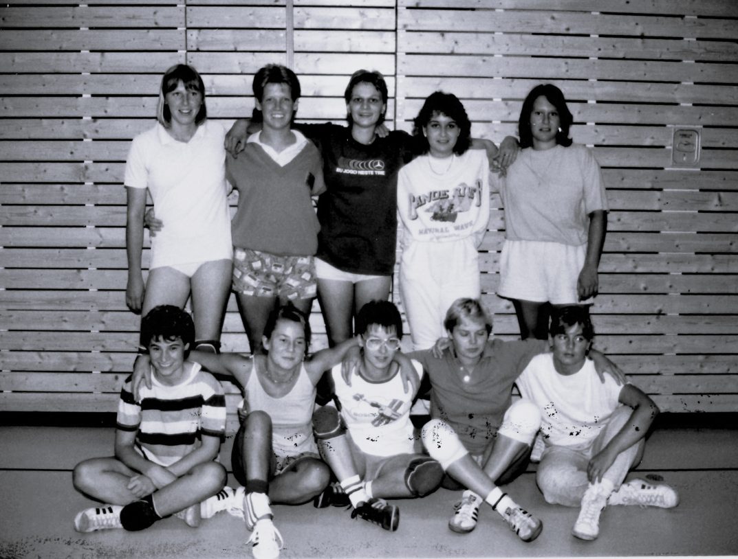 Volleyball Damenmannschaft von 1988